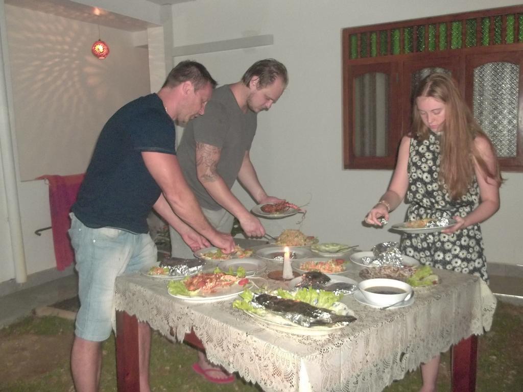 Srilanka Ayurveda Hotel היקדואה מראה חיצוני תמונה